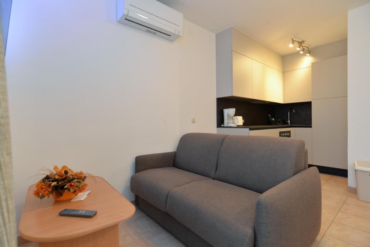 Apartments Elvis 1299 Vrsar Dış mekan fotoğraf