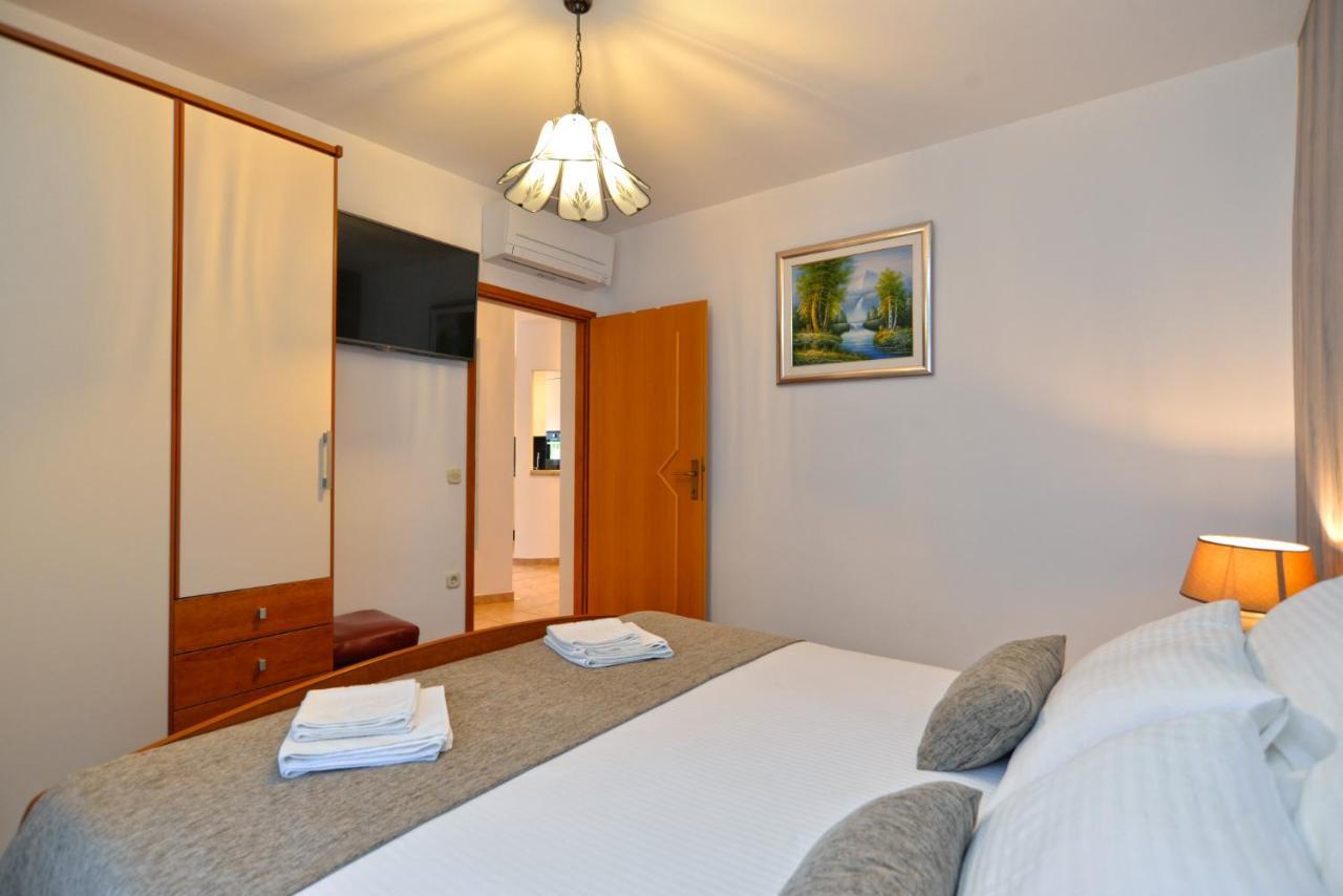 Apartments Elvis 1299 Vrsar Dış mekan fotoğraf
