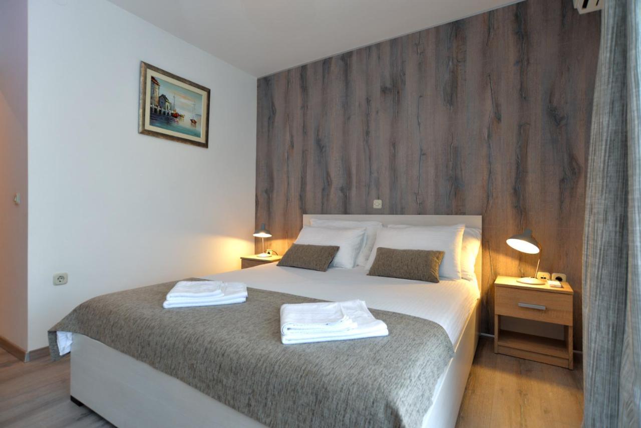 Apartments Elvis 1299 Vrsar Dış mekan fotoğraf